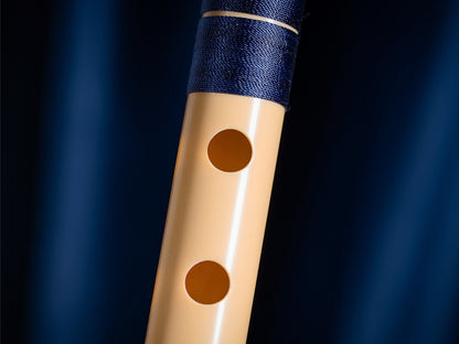 राधे बांसुरी पीवीसी फाइबर सी प्राकृतिक बांसुरी मध्य सप्तक 20.5"इंच | रंग