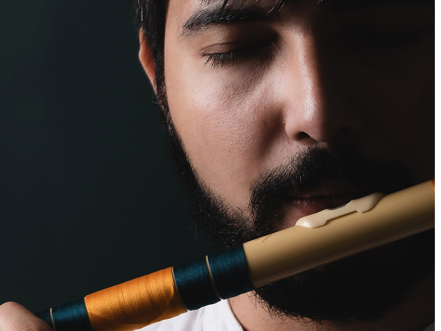 राधे बांसुरी पीवीसी फाइबर सी प्राकृतिक बांसुरी मध्य सप्तक 20.5"इंच | रंग