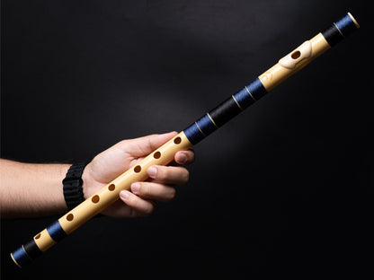 राधे बांसुरी पीवीसी फाइबर सी प्राकृतिक बांसुरी मध्य सप्तक 20.5"इंच | रंग