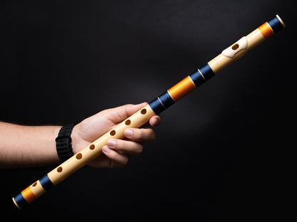 राधे बांसुरी पीवीसी फाइबर सी प्राकृतिक बांसुरी मध्य सप्तक 20.5"इंच | रंग